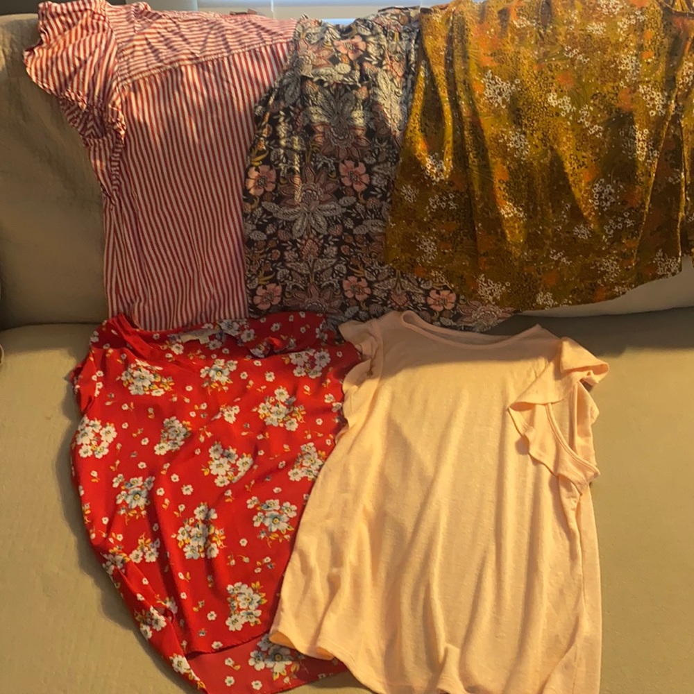 Bundle of 5 shirts